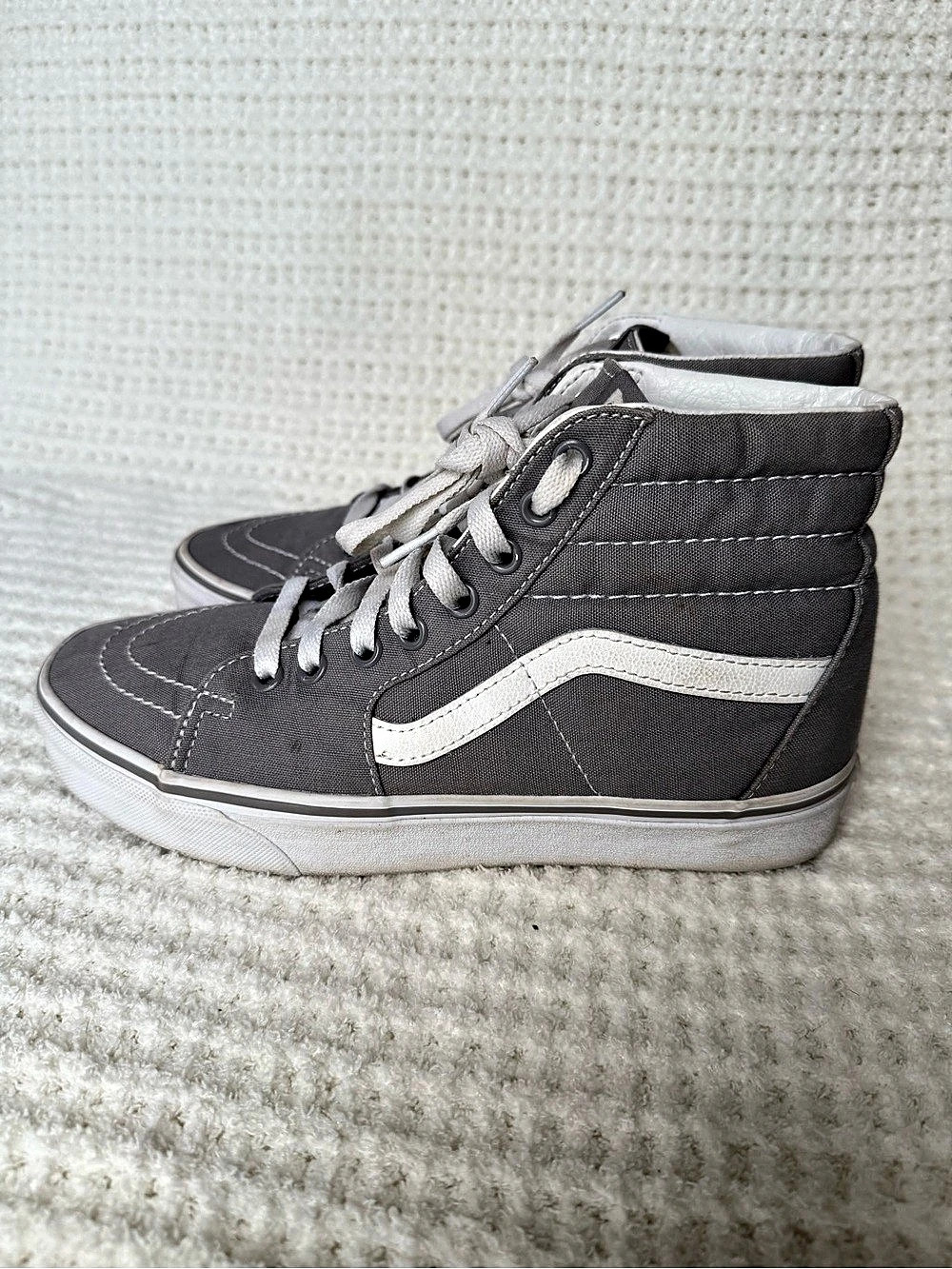 Vans Sk8-Hi High Top Sneakers Gray & White US 8.5